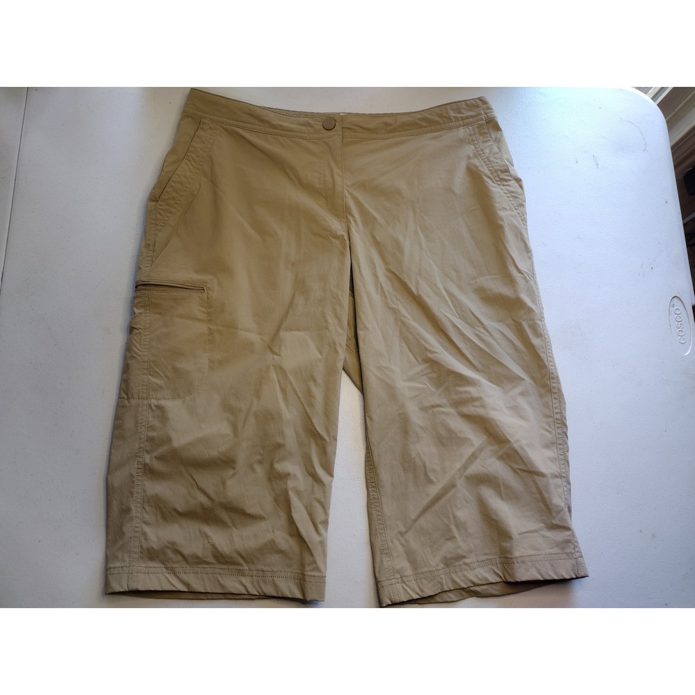 LLBean Womens Khaki Capri Pants Cargo Pockets Size‎ 12 Petite Outdoor Casual